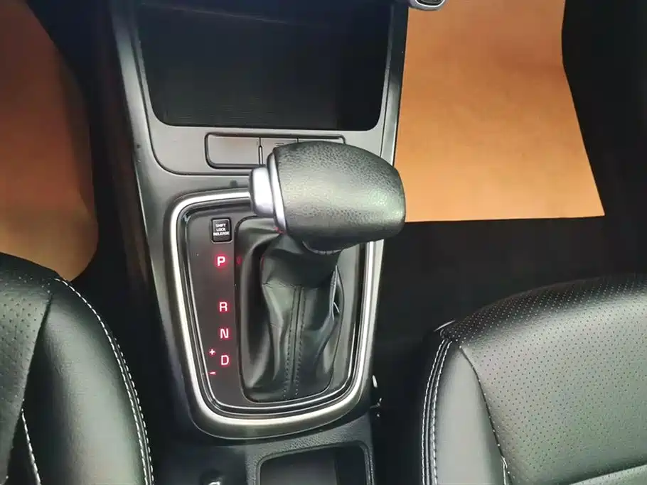 Kia K2 2017 Sedan 1.4L AT GLS фото 16