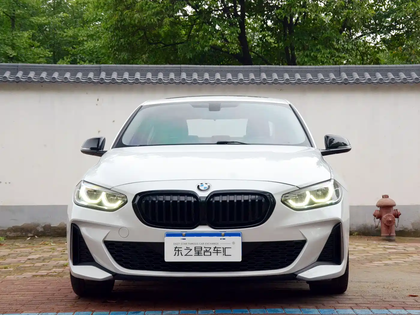 BMW 1-SERIES