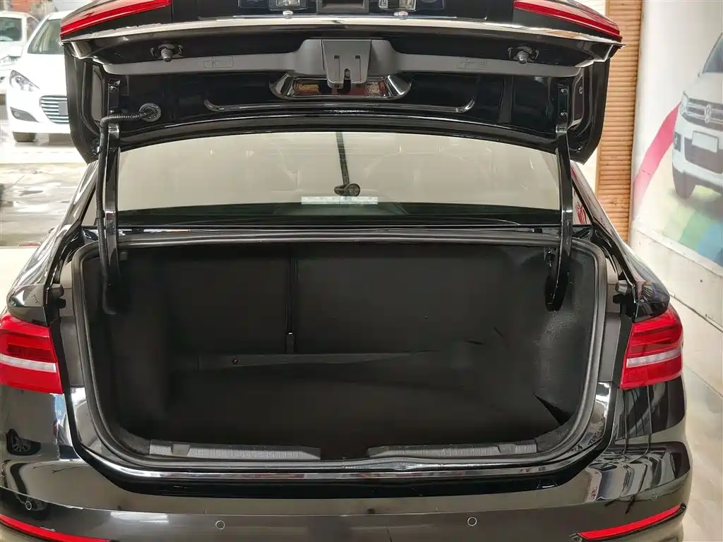 Volkswagen Lavida 2019 280TSI DSG Comfort Edition China VI фото 5