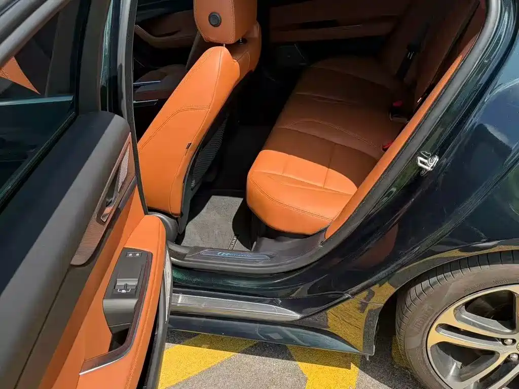 Jaguar XEL 2025 2025 2.0T 250PS R-DYNAMIC 90th Anniversary Edition