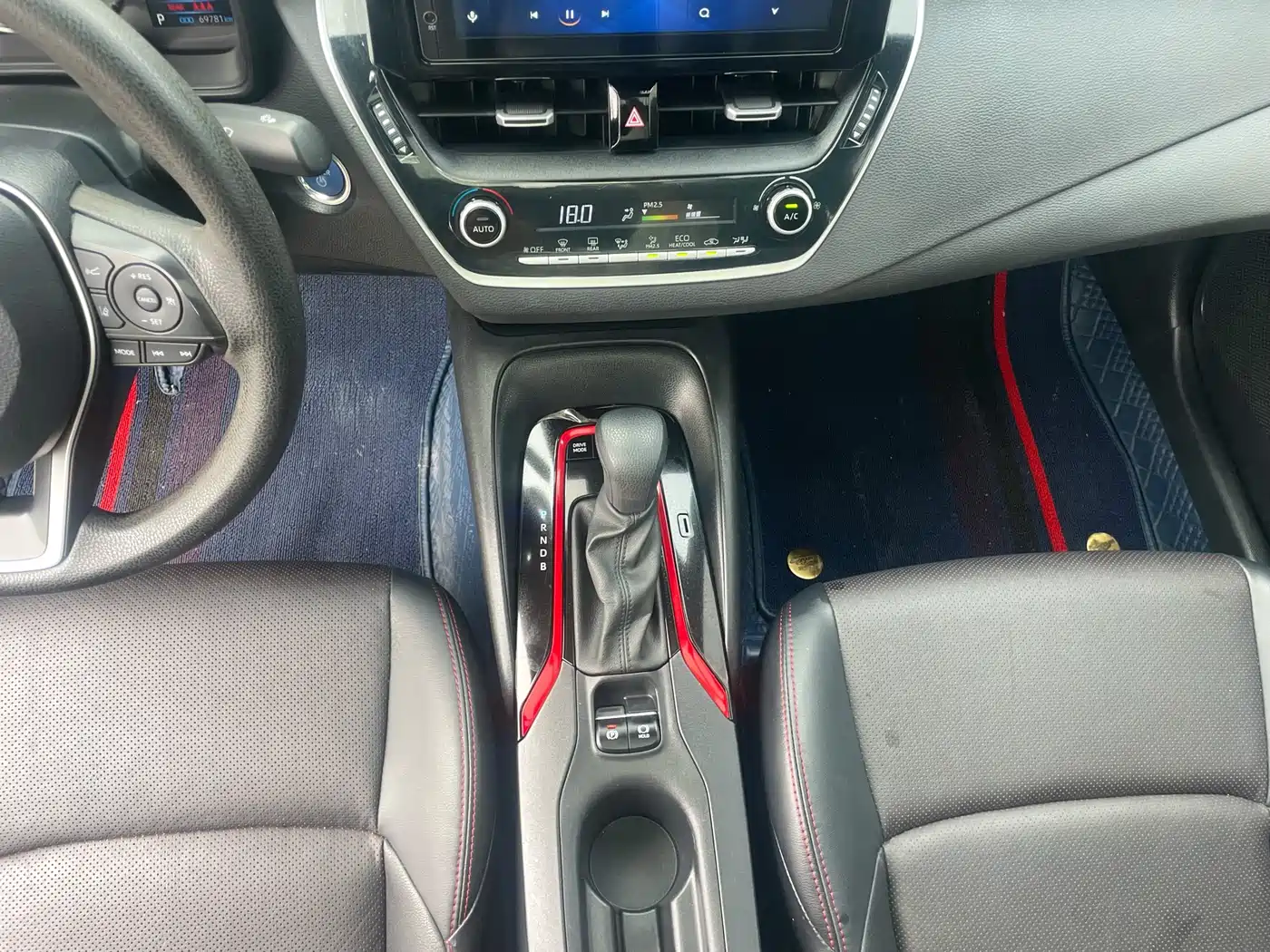 Toyota Levin 2021 Dual Engine 1.8H E-CVT Sport фото 21
