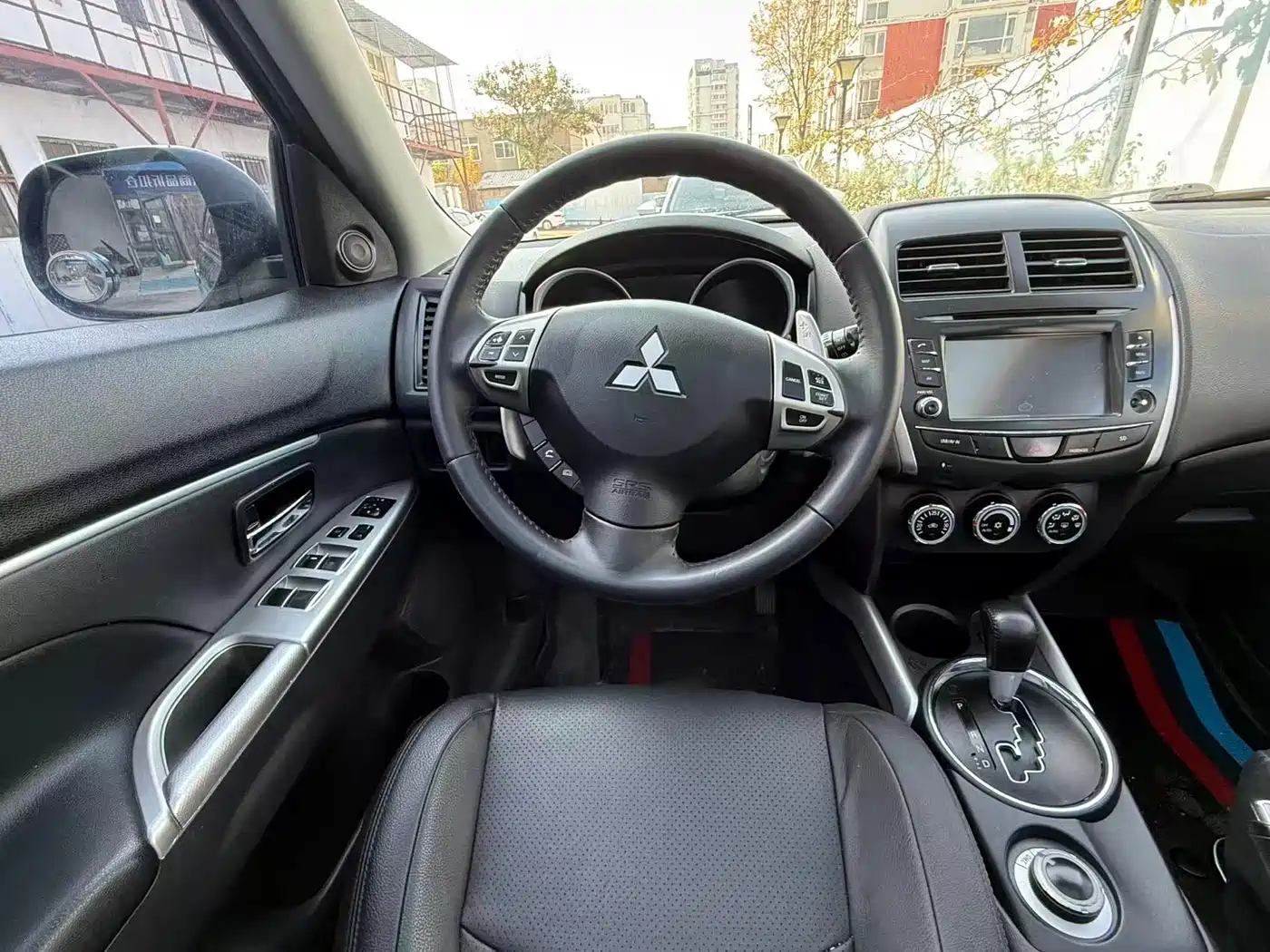 Mitsubishi ASX 2013 2.0L CVT 2WD Luxury фото 13