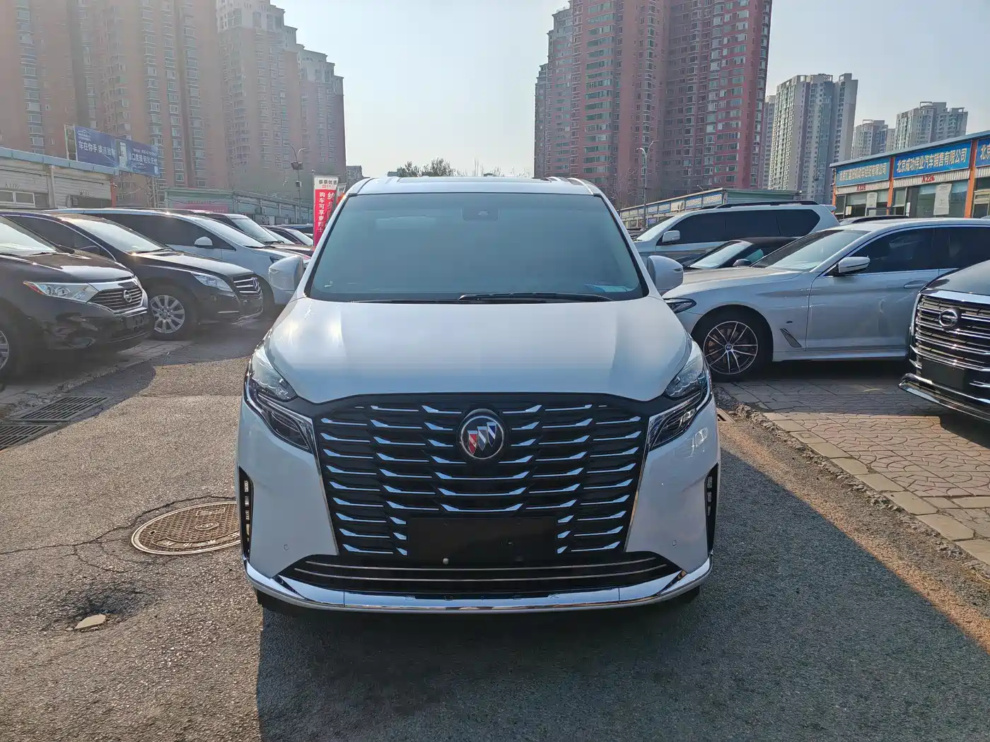 Buick GL8 2023 ES Landmaster Exclusive фото 2