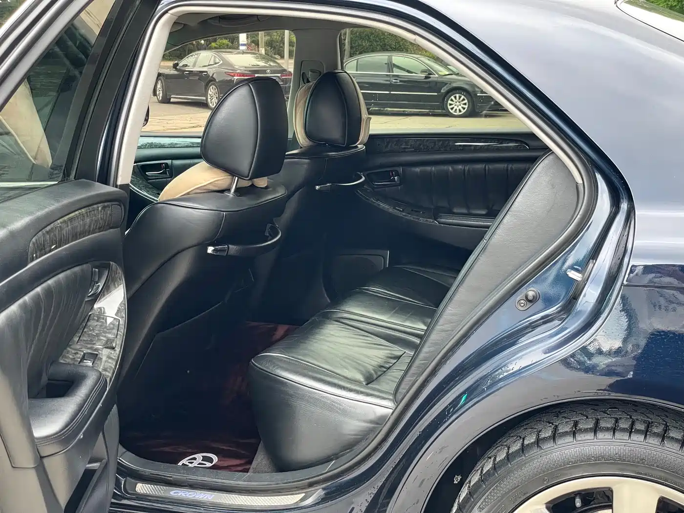 Toyota Crown 2005 Model 3.0L Royal Saloon фото 6