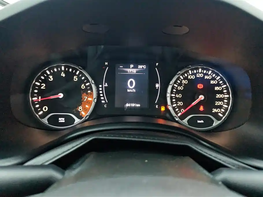 Photo 14 - Jeep Renegade