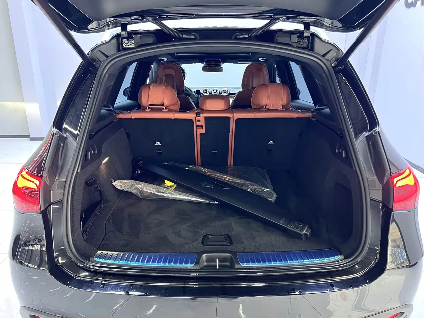 Mercedes-Benz GLC 2024 GLC 300 L 4MATIC Dynamic 5-seater фото 17