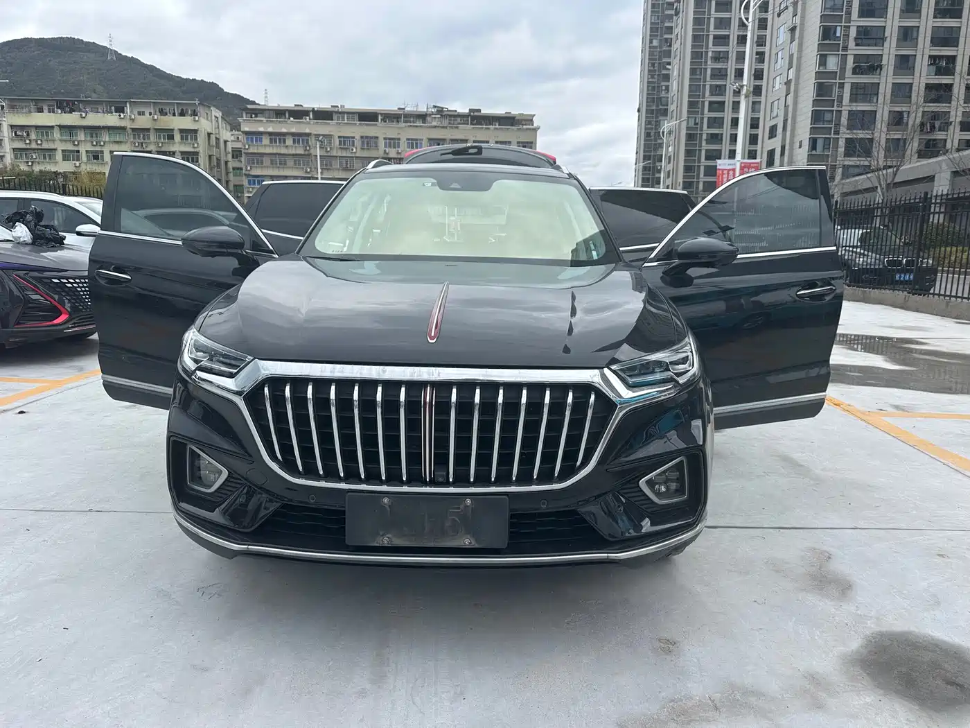 Hongqi HS5 2019 2.0T Smart Connect Enjoy 4WD Edition фото 4