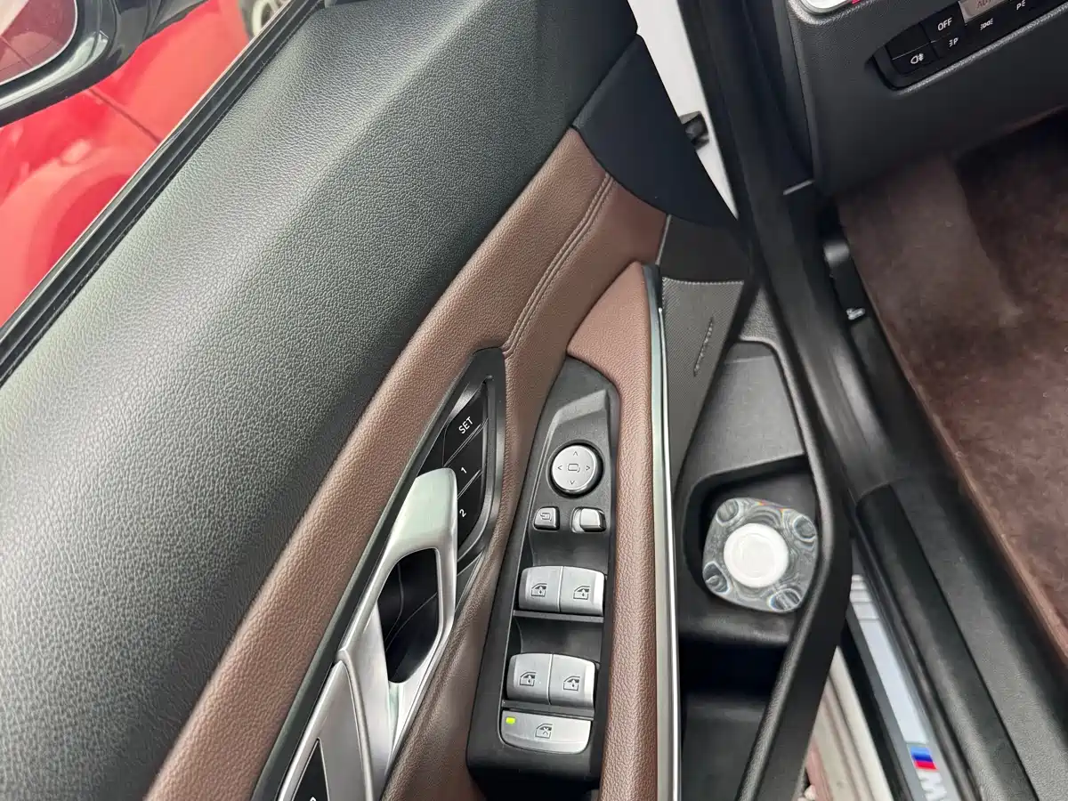 BMW 3 Series 2022 325i M Sport Package фото 9