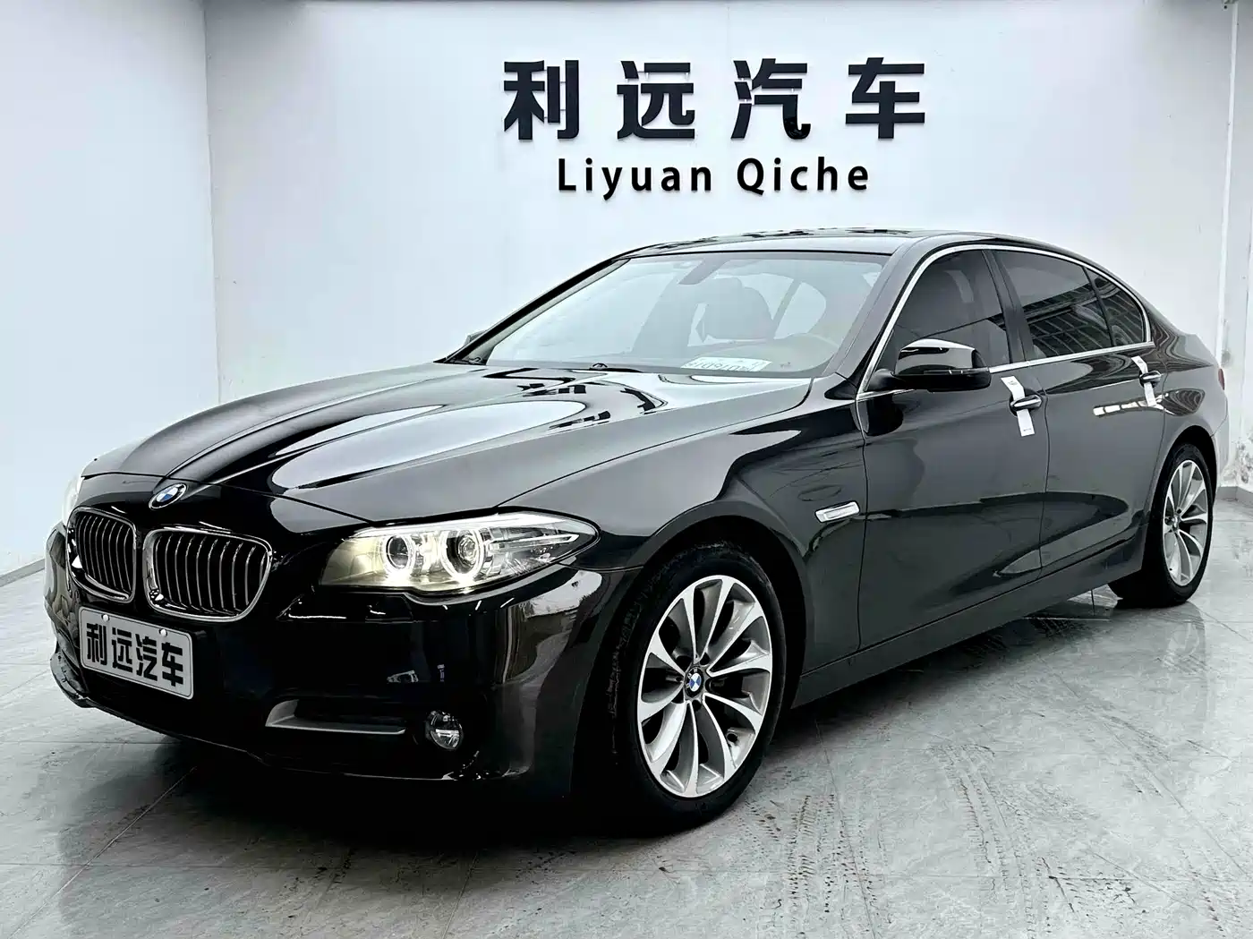 BMW 5 Series 2017 525Li Leading Edition
