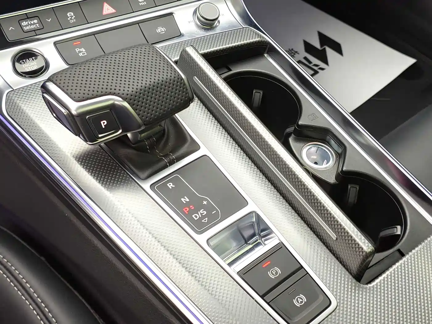 Audi A6L 2020 40 TFSI Luxury Dynamic фото 14
