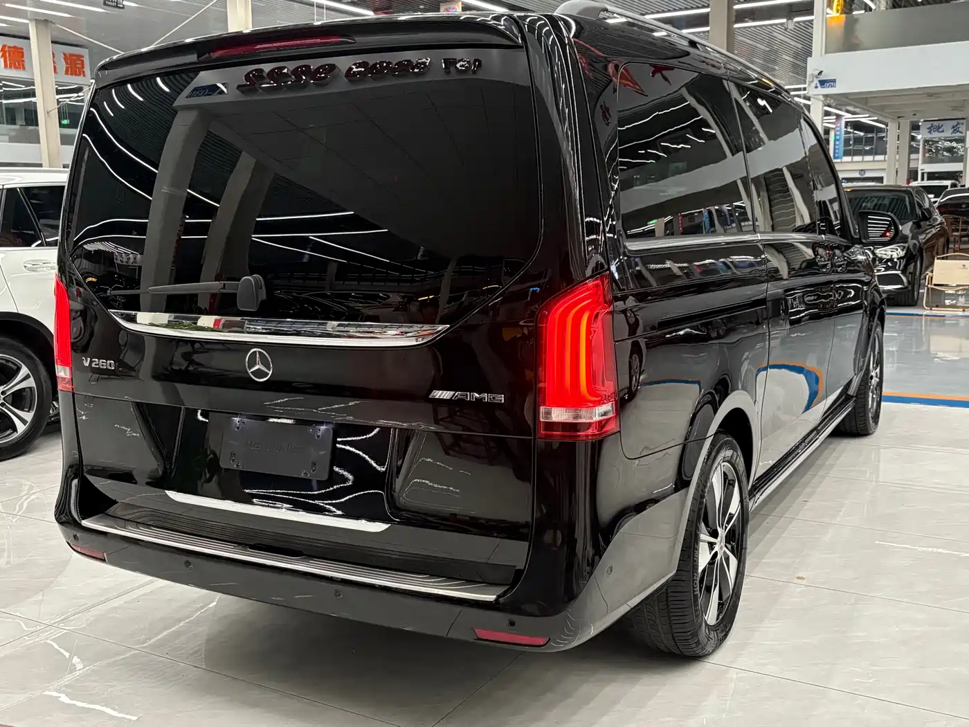 Mercedes-Benz V-Class 2021 V 260 Premium Edition фото 14