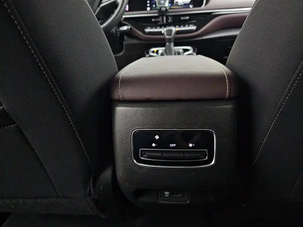 GAC Trumpchi Trumpchi M6 2023 PRO 270T DCT Elite Edition фото 10