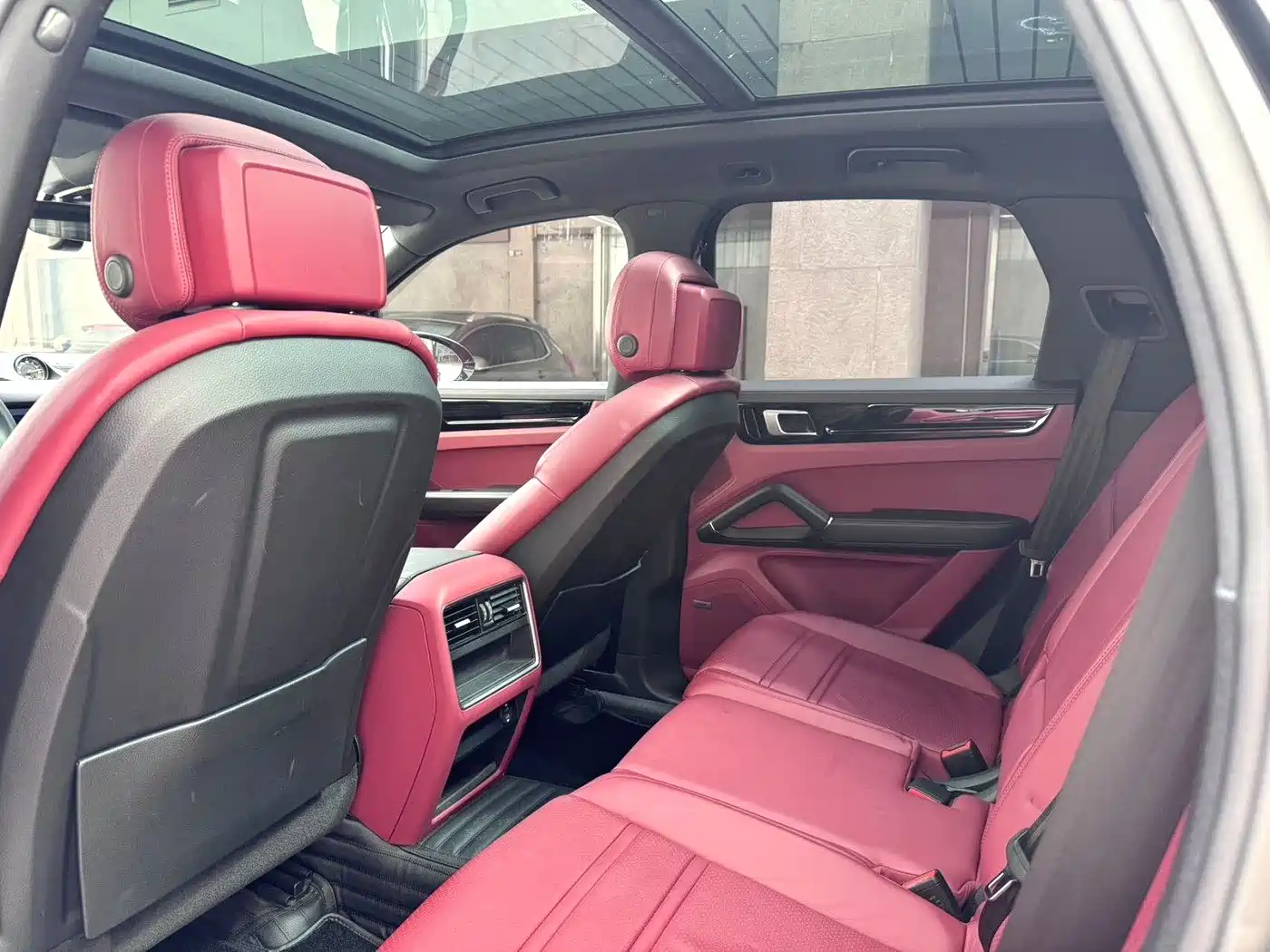 Porsche Cayenne New Energy 2019 Cayenne E-Hybrid 2.0T фото 4
