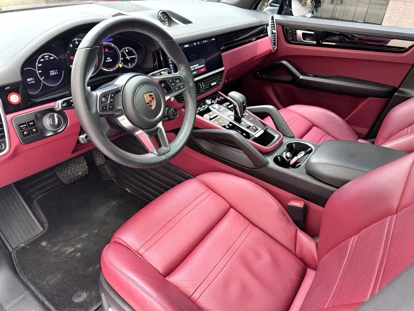 Porsche Cayenne New Energy 2019 Cayenne E-Hybrid 2.0T фото 3