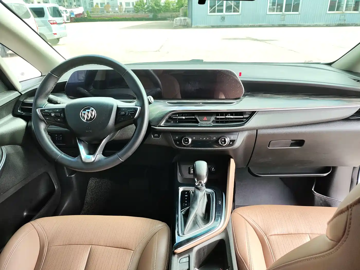 Buick GL6 2021 323T Mild Hybrid Connected Luxury фото 9