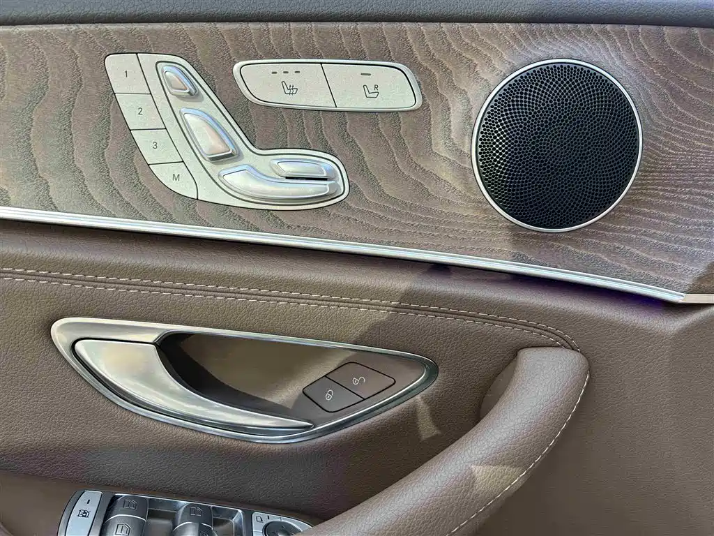 Mercedes-Benz E-Class 2021 E 300 L Fashion фото 21