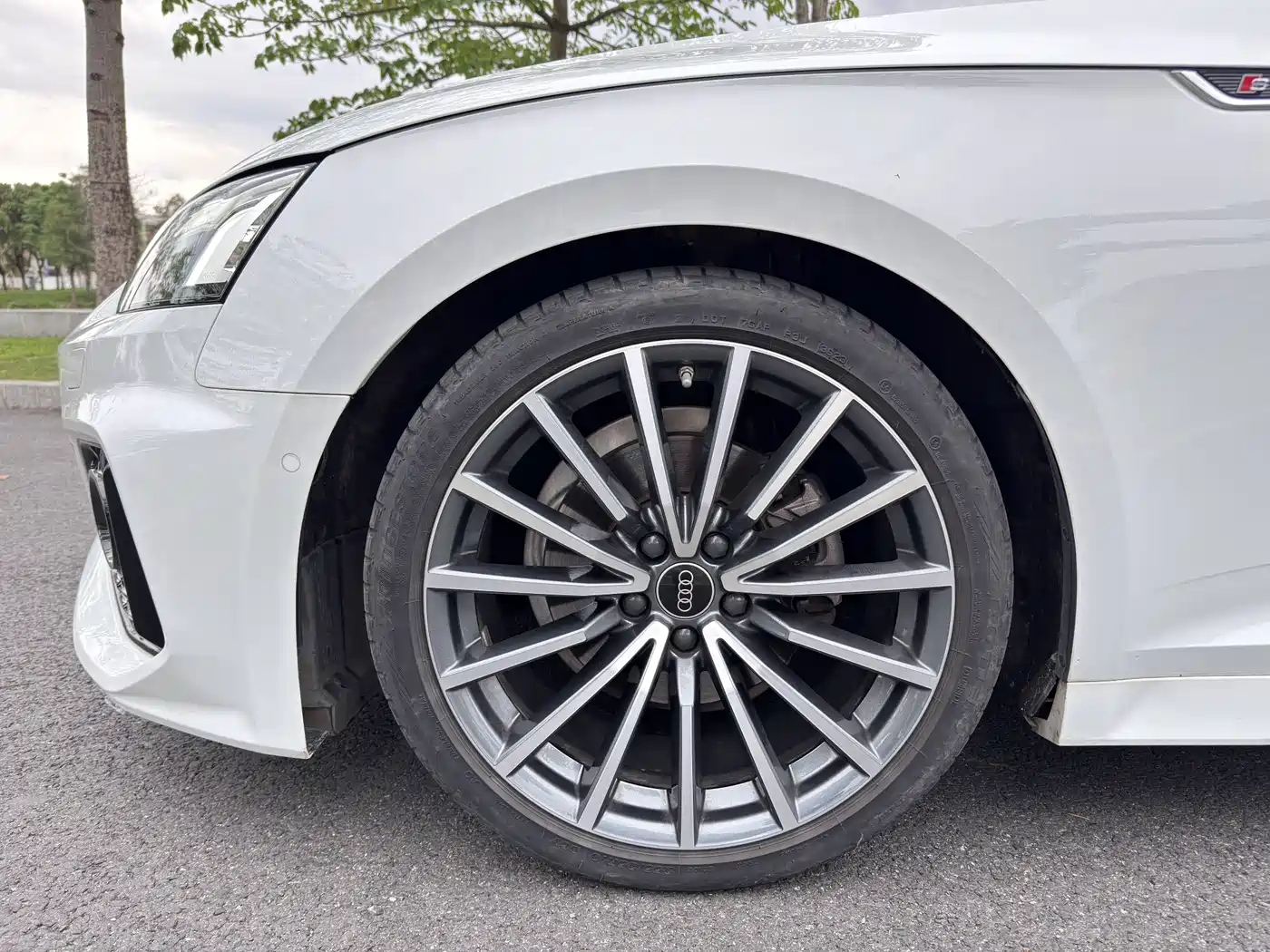 Audi A5 (Import) 2024 Sportback 40 TFSI quattro Luxury Dynamic фото 3
