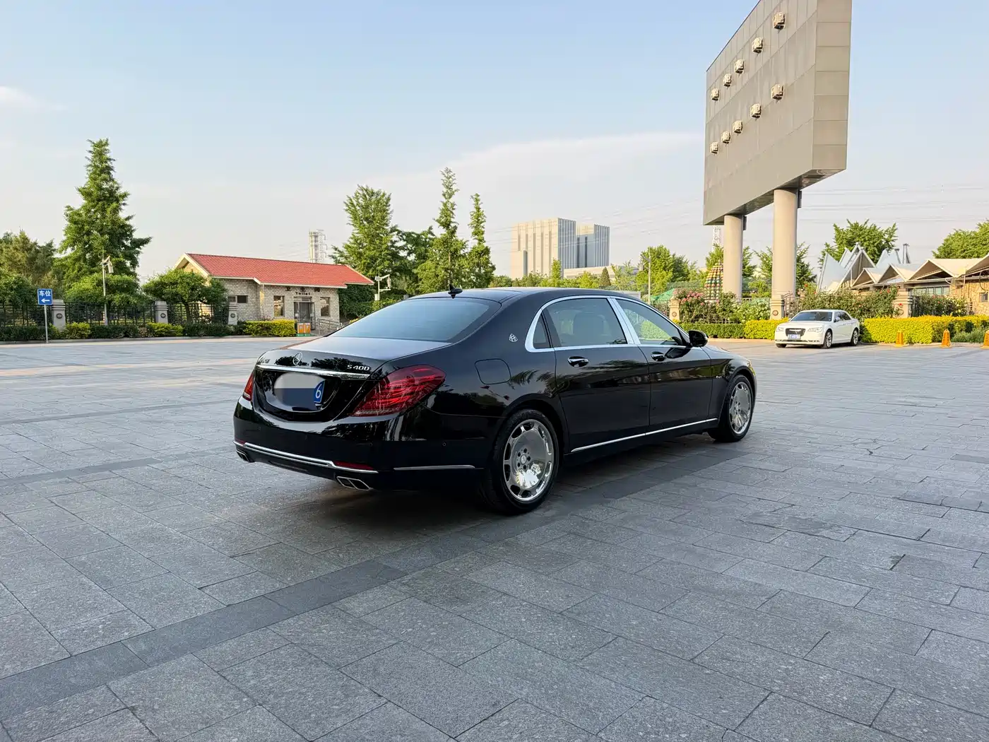 Mercedes-Benz Maybach S-Class 2015 S 400 4MATIC фото 6