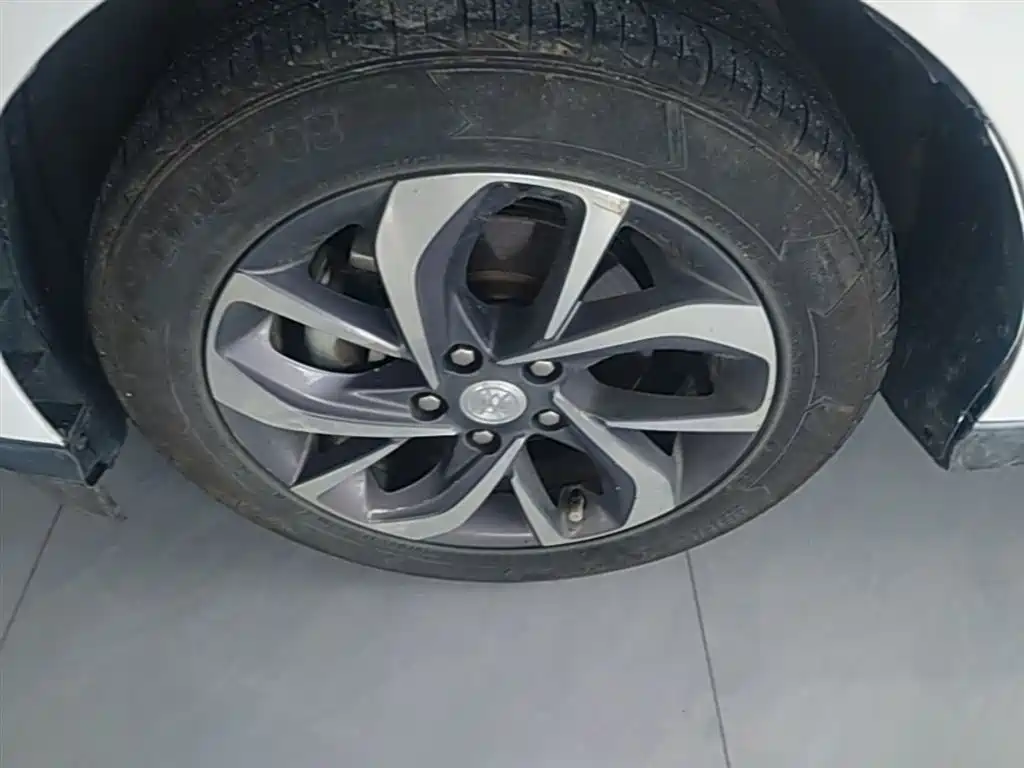 Buick Velite 6 2019 Connected Smart Edition фото 23