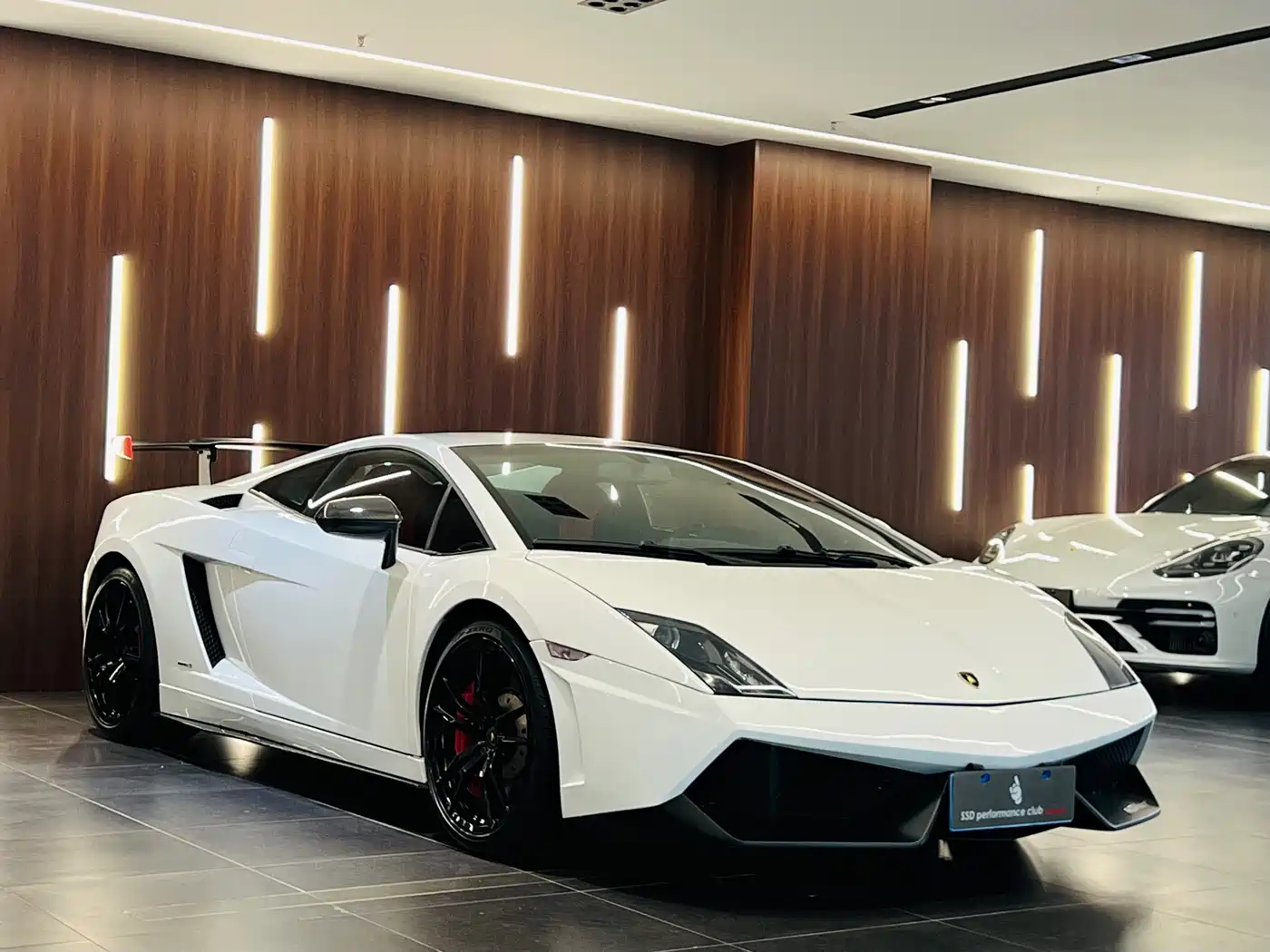 Lamborghini Gallardo 2012 LP 570-4 Super Trofeo Stradale