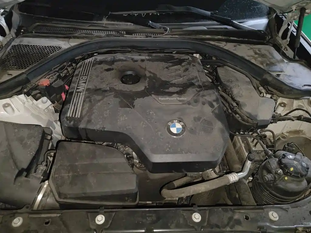 BMW 3-SERIES