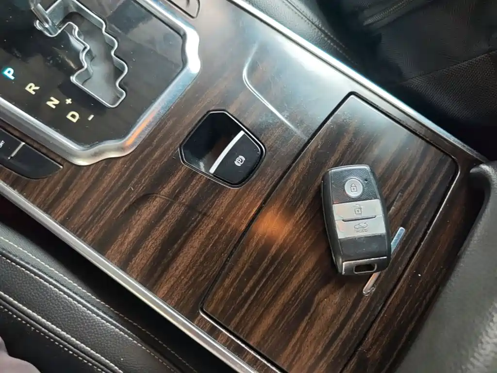 Landwind X7 2015 2015 2.0T Panoramic Flagship Edition