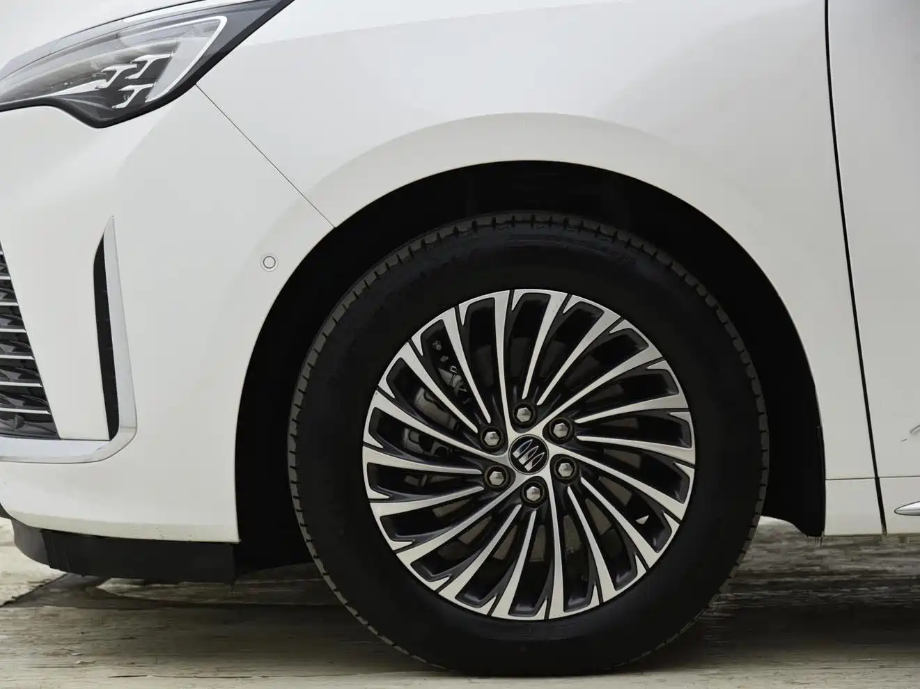 Buick Century 2023 2.0T 7-seater Premium фото 15