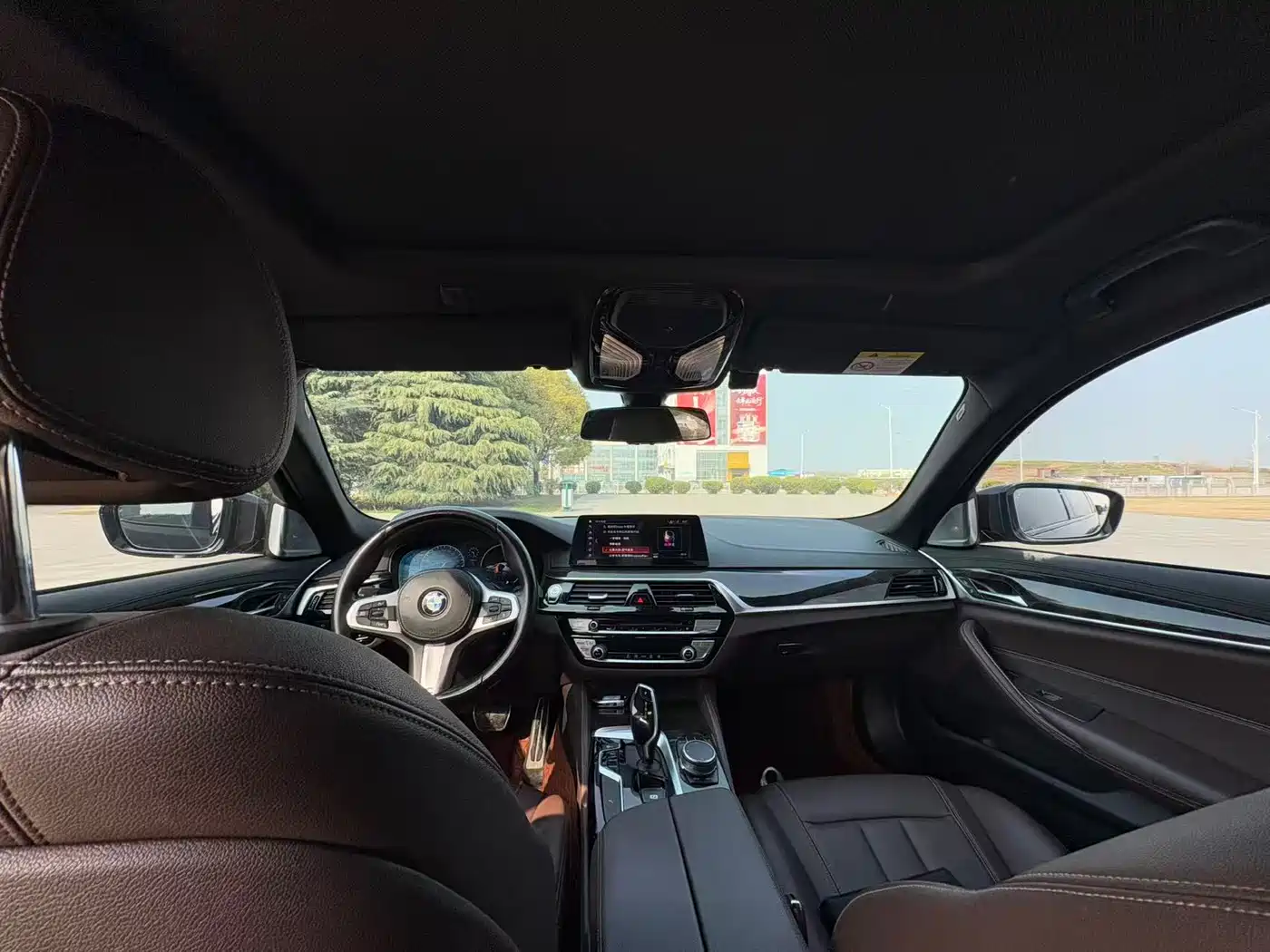 BMW 5 Series 2019 525Li M Sport Package фото 6