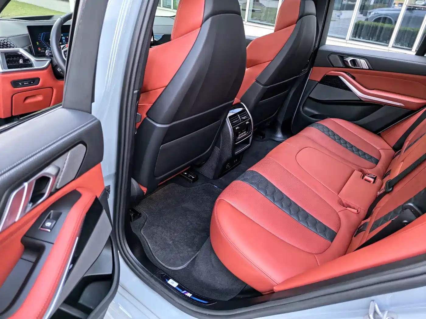 BMW X5 M 2023 Model X5 M Thunder Edition фото 40