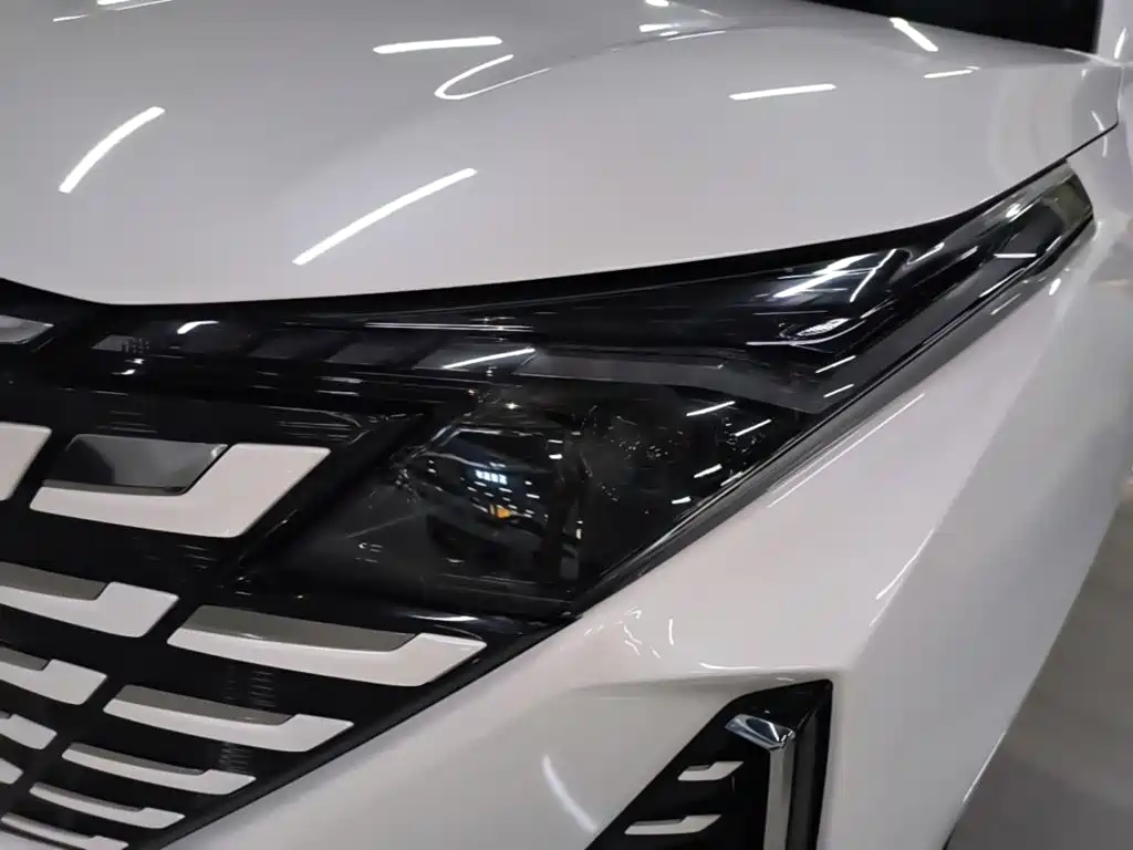 Changan UNI-Z 2025 2025 1.5T Luxury Edition