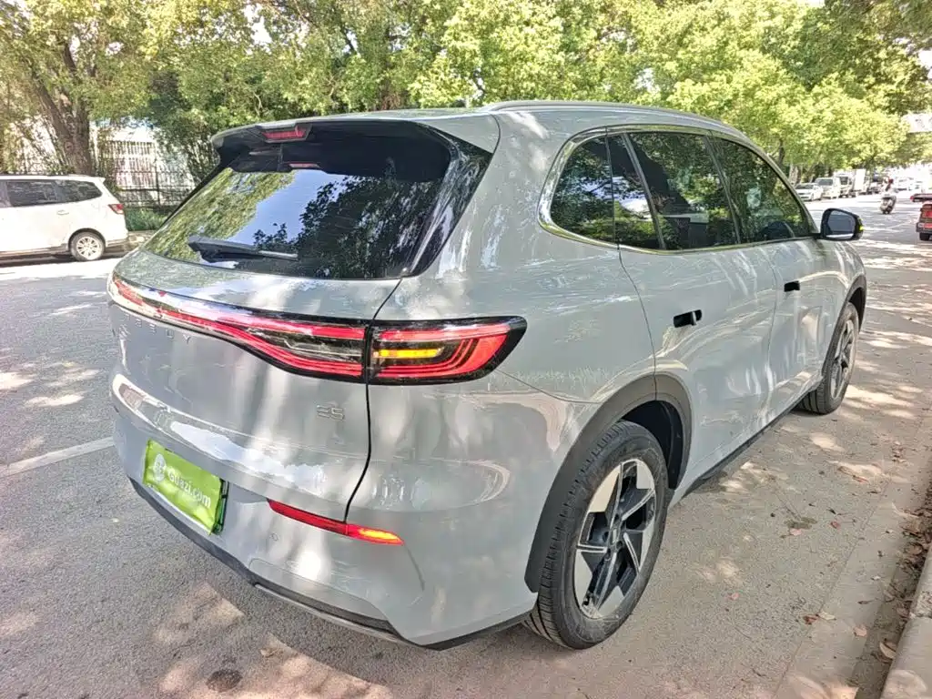 Geely Galaxy Galaxy E5 2026 2026 610km Explorer+ Edition