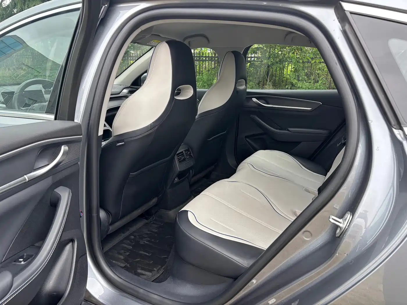 BYD Destroyer 05 2024 Glory Edition DM-i 120KM Luxury фото 7
