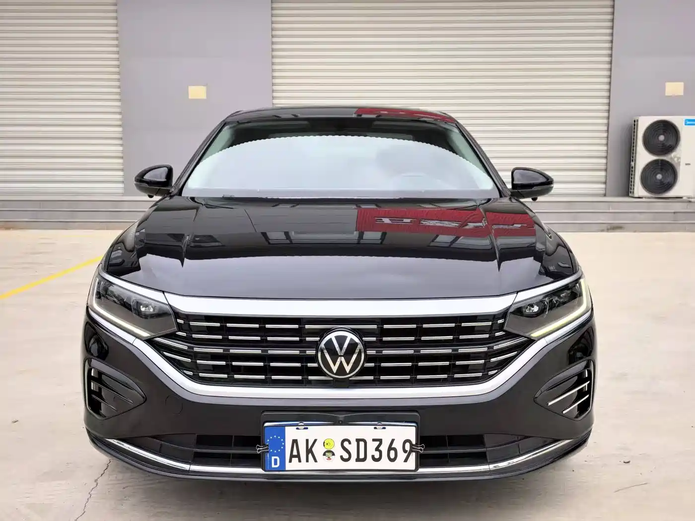 Volkswagen Passat 2023 330TSI Elite Edition фото 3