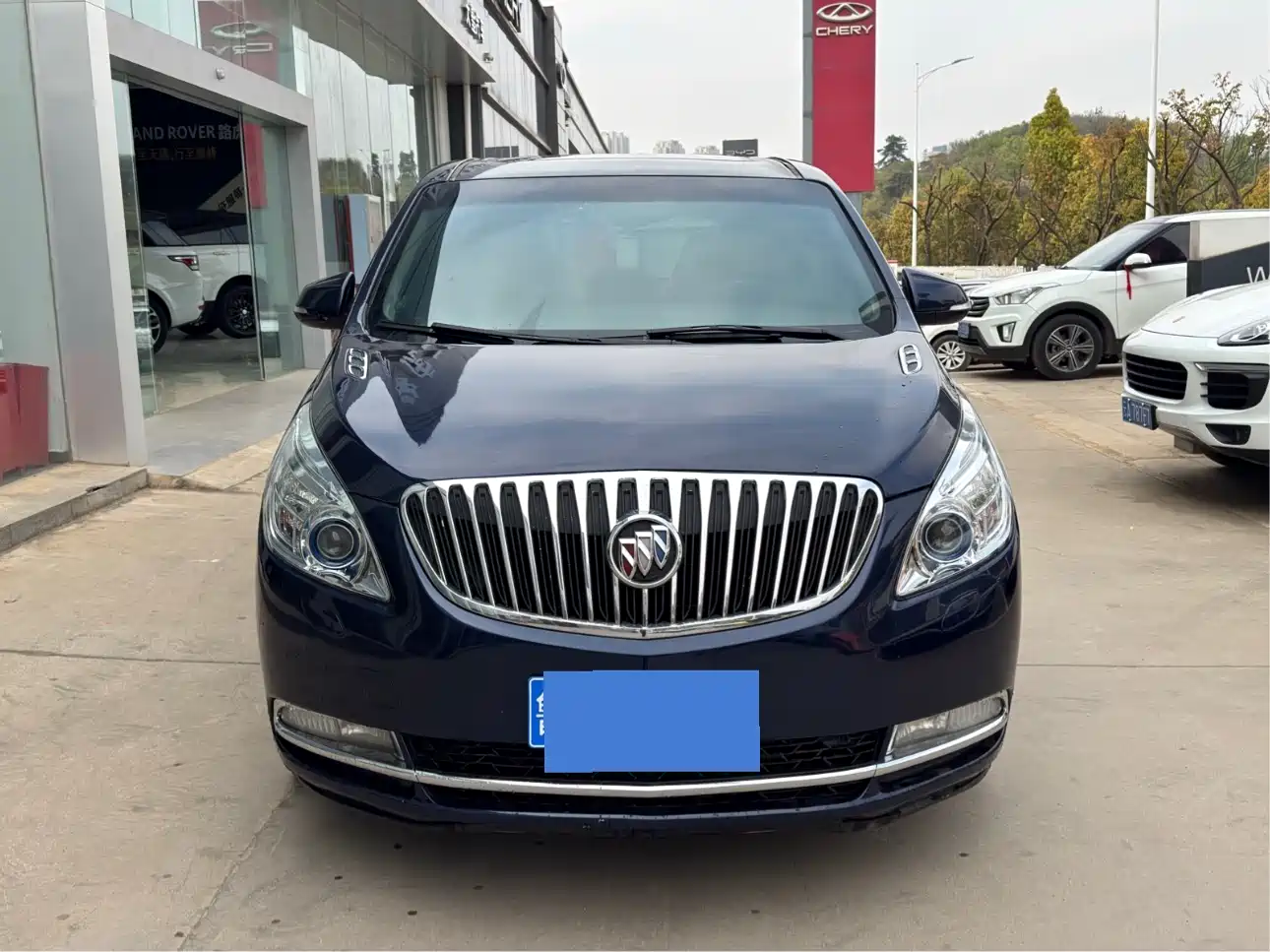 Buick GL8 2013 3.0L XT Luxury Business Flagship Edition фото 2