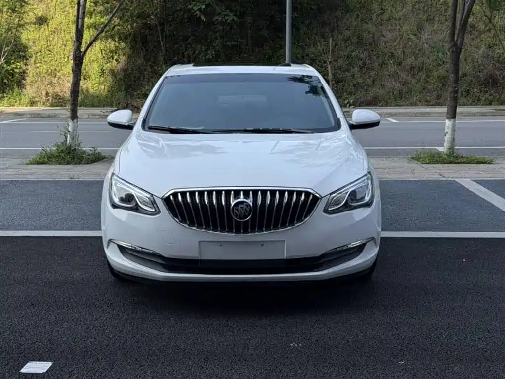 Buick Excelle 2017 15N Automatic Progressive фото 2