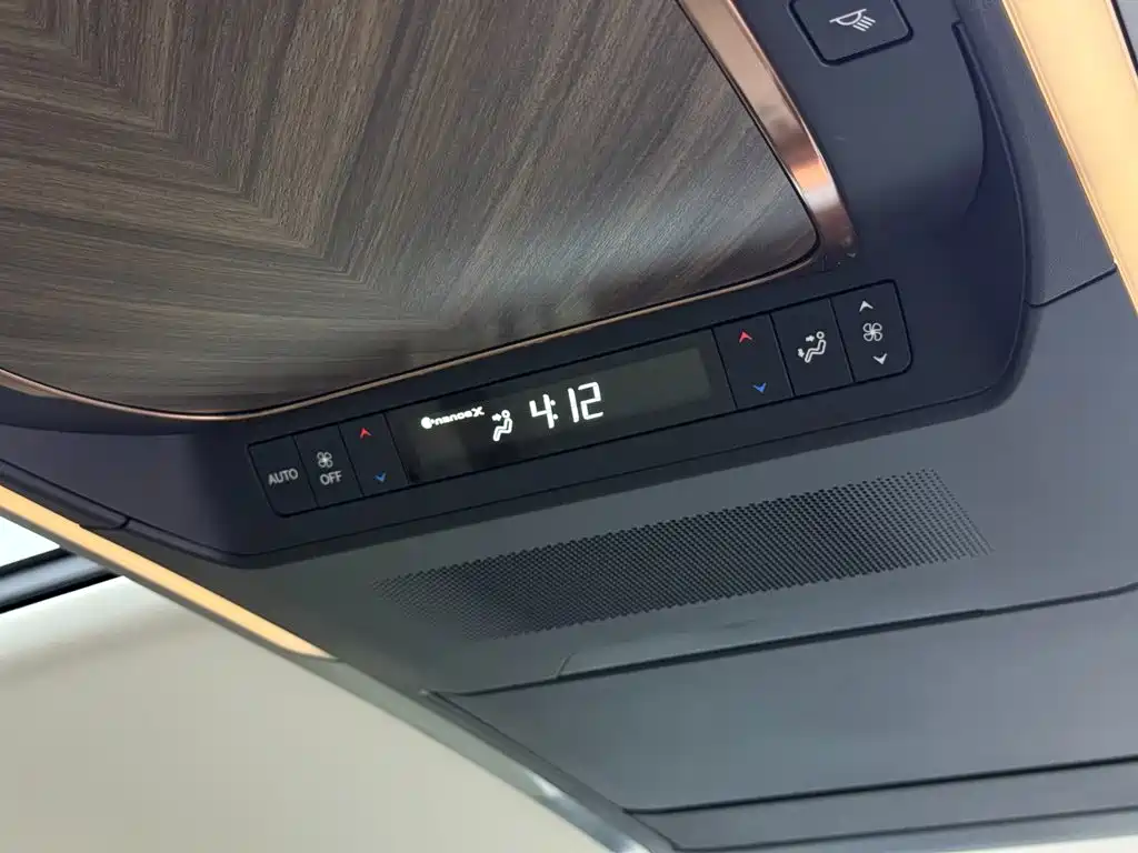 Lexus LM 2025 2025 Model 500h Six-Seater Prestige Edition