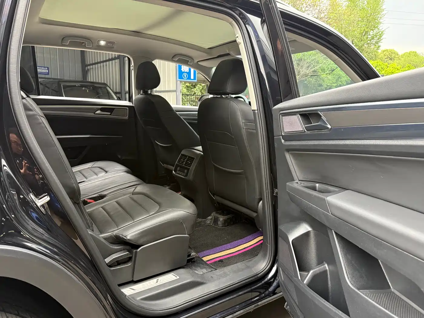Volkswagen Teramont 2019 380TSI 4WD Luxury Edition China VI фото 12