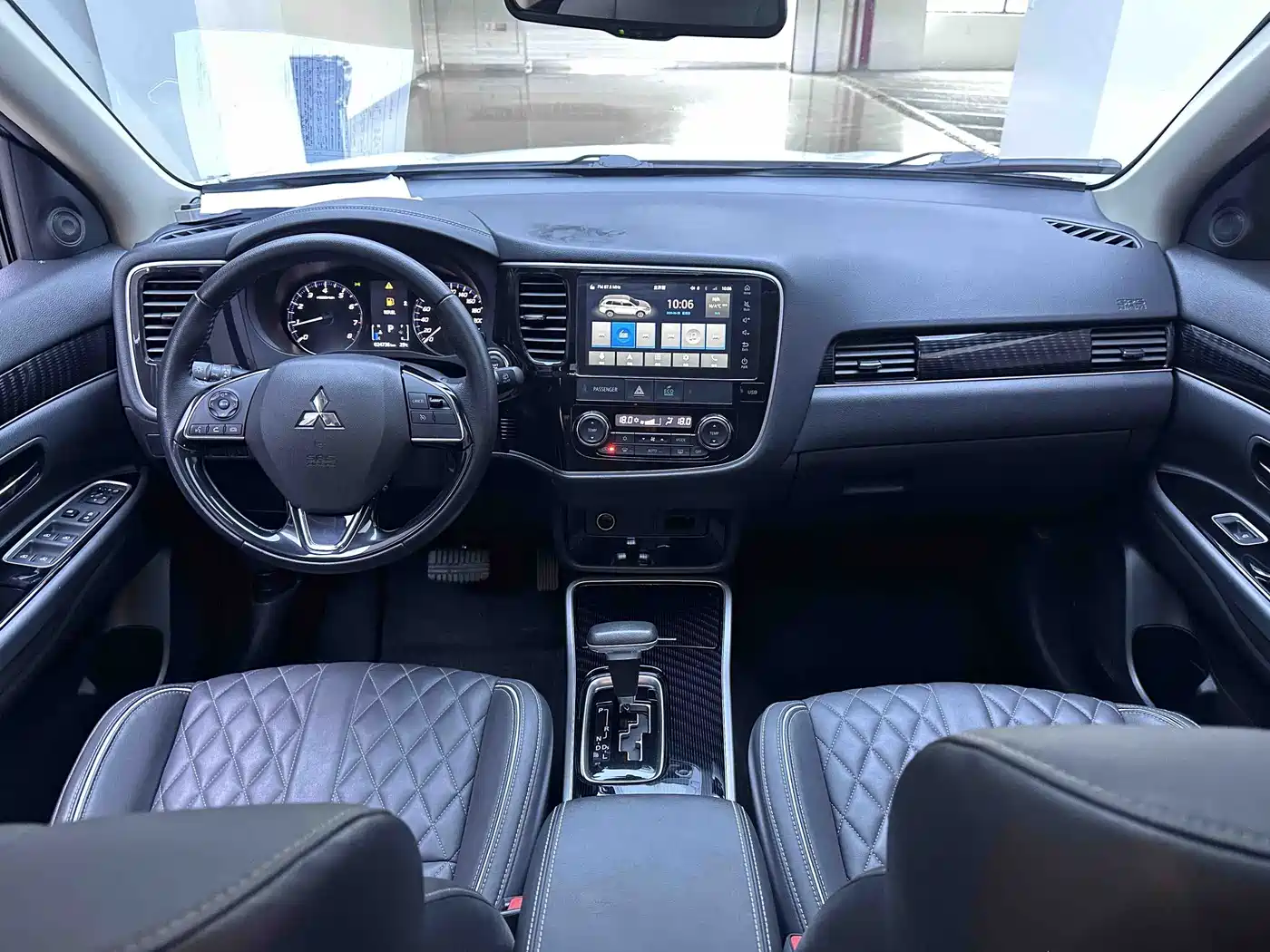 Mitsubishi Outlander 2022 2021 Facelift 2.0L 2WD Premium Edition 5-Seater