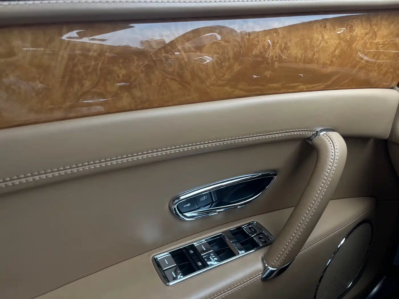 Bentley Flying Spur 2017 4.0T V8 S Standard фото 13