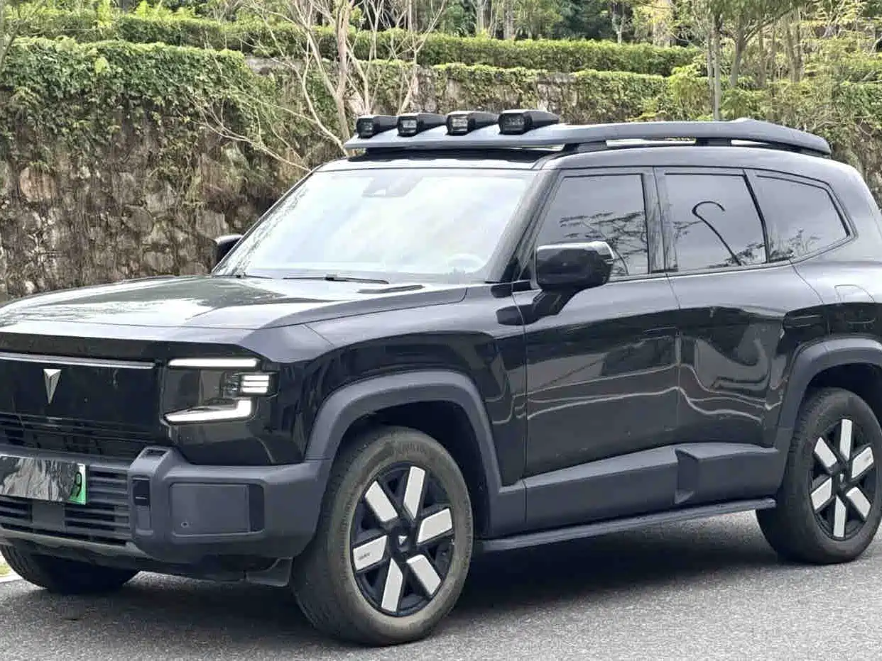 Similar car