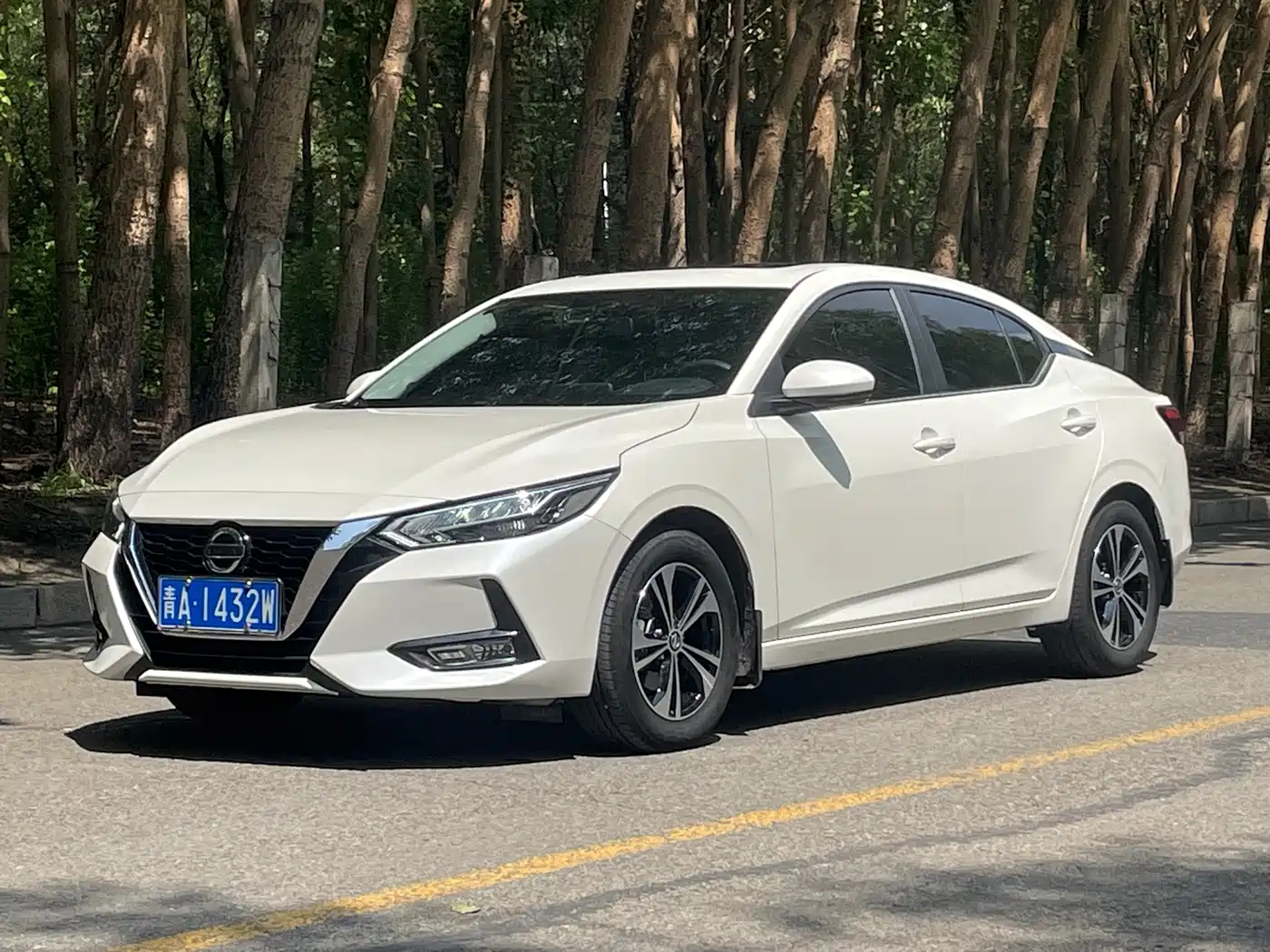 Nissan SYLPHY, миниатюра 3