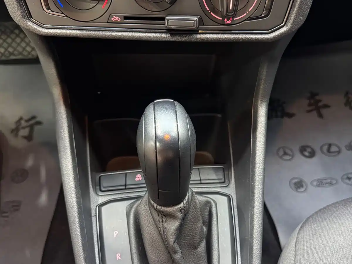 Volkswagen Santana 2021 1.5L Automatic Trend Edition фото 14
