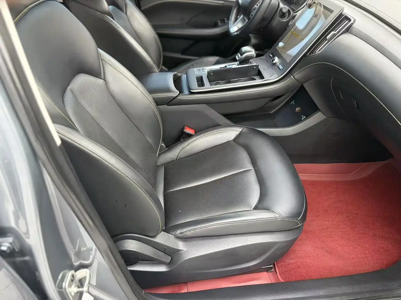 Roewe i6 MAX EV 2021 2020 Model 1.5T PHEV Cool Edition