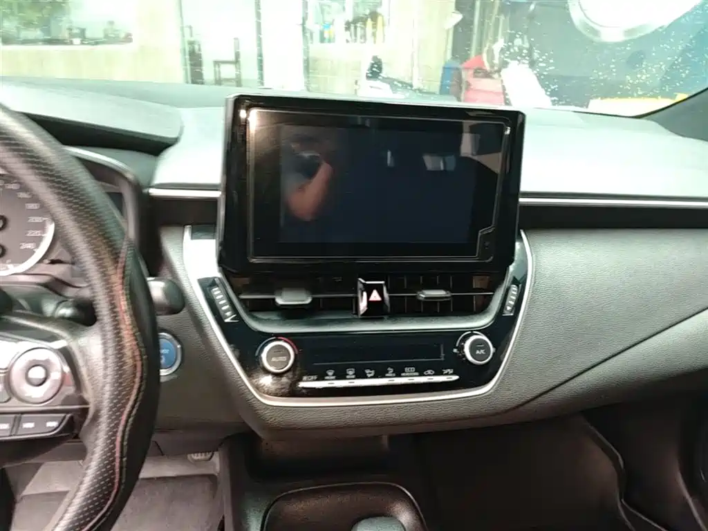 Toyota Levin 2022 Dual Engine 1.8H E-CVT Leading Edition фото 13