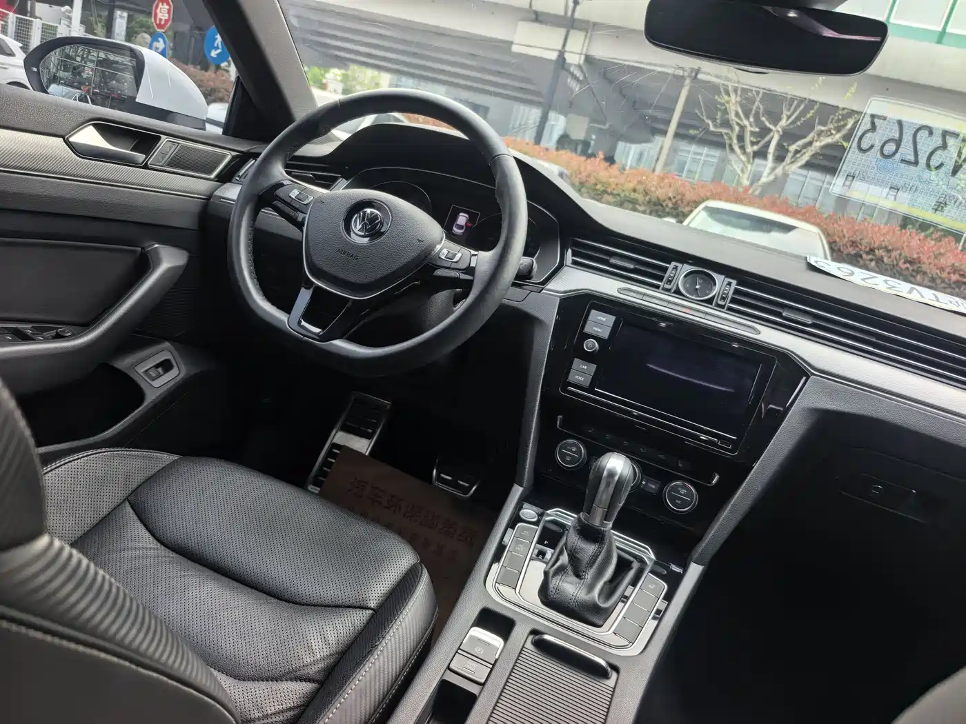 Volkswagen FAW-Volkswagen CC 2019 330TSI Charm Edition China VI фото 12