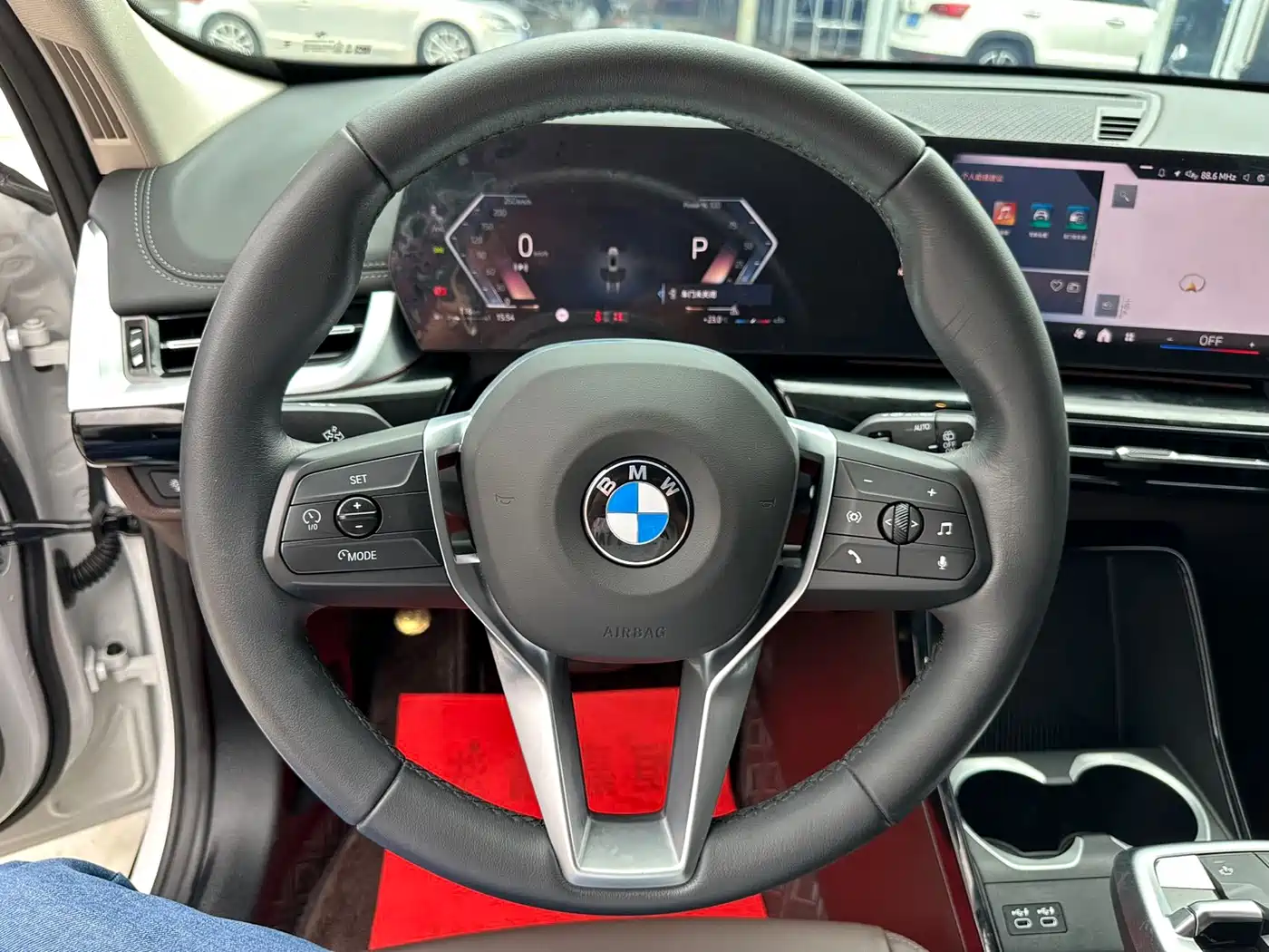 BMW X1 2023 sDrive20Li X Design Package фото 14