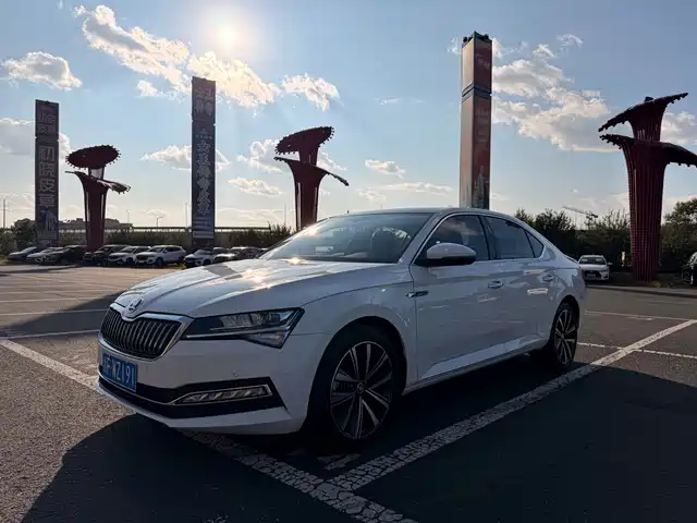 Skoda Superb TSI280 DSG, Престиж