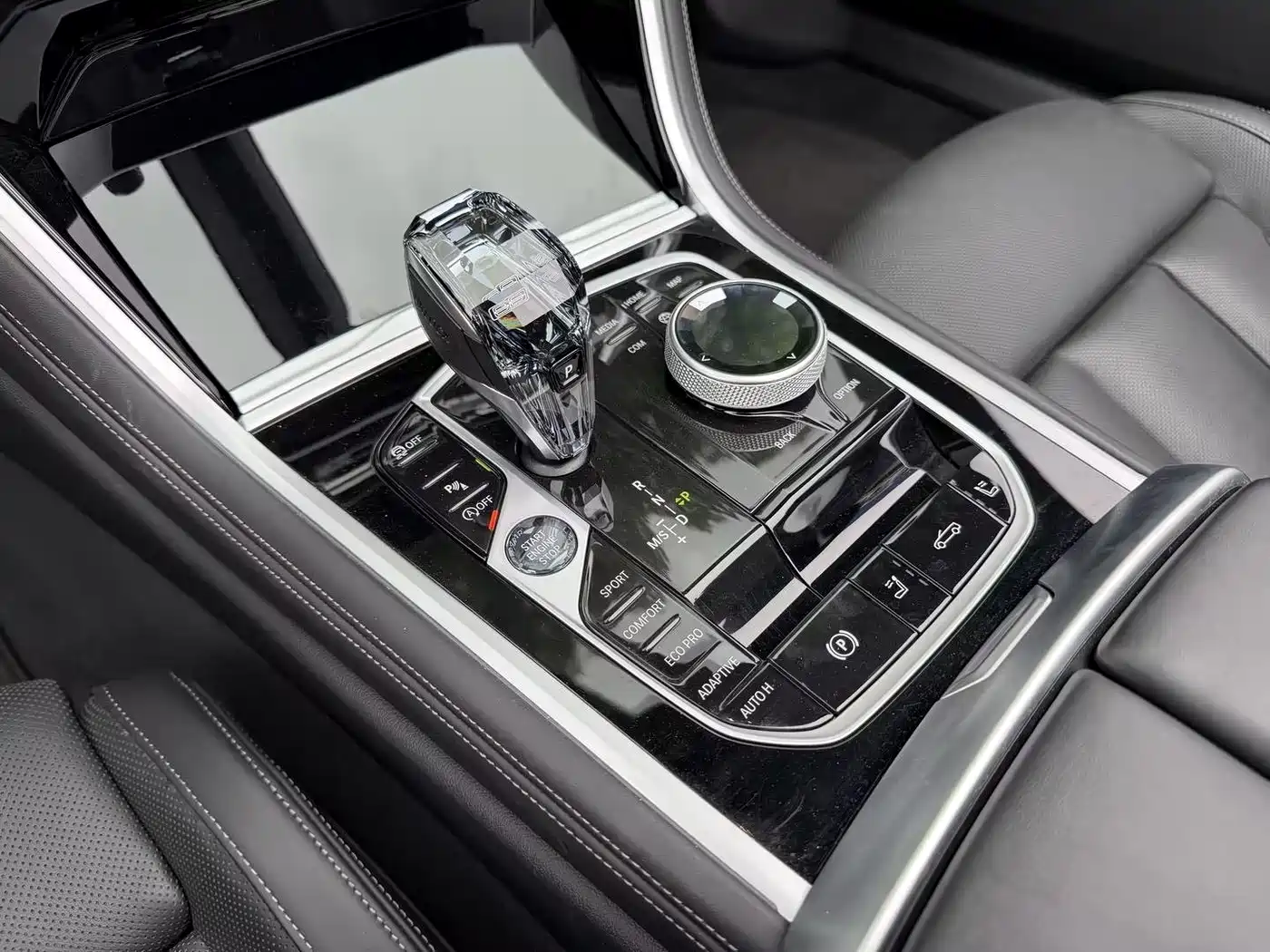 BMW 8 Series 2022 840i Convertible M Sport Package фото 16