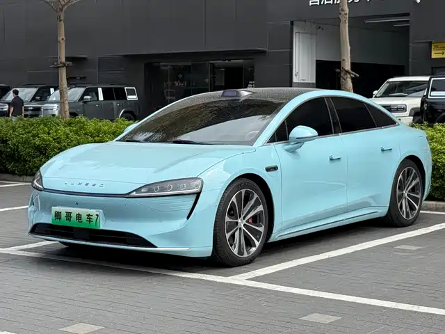 AITO WISDOM WORLD S7