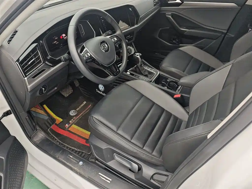 Volkswagen Sagitar 2021 280TSI DSG Surpassing Edition фото 14